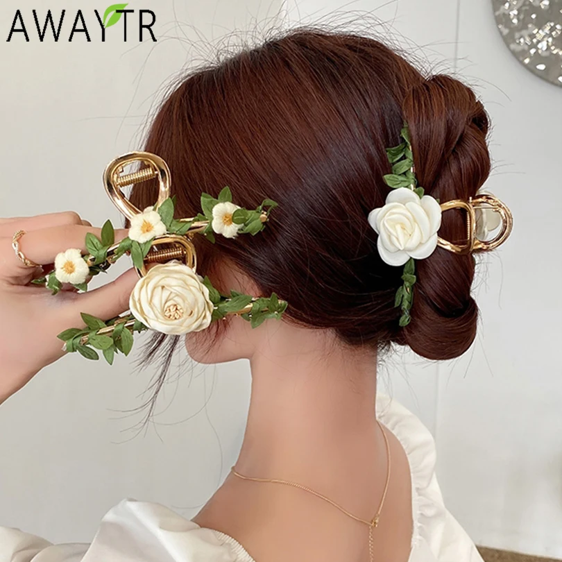 Заколка-краб Женская с белыми цветами, элегантная заколка для волос, банкетный головной убор с конским хвостом, аксессуары для волос, подаро... 
Заколка-краб Женская с белыми цветами, элегантная заколка для волос, банкетный головной убор с конским хвостом, аксессуары для волос, подаро...