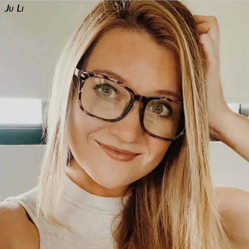 Classics Women Men Blue Light Blocking Spectacles Anti Eyestrain Decorative Glasses Light Computer Screen Radiation Eyewear
Classics Women Men Blue Light Blocking Spectacles Anti Eyestrain Decorative Glasses Light Computer Screen Radiation Eyewear