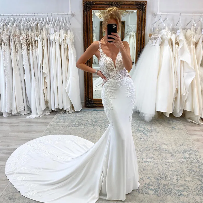 Sheer Illusion Backless Two Straps Lace Applique Sheath/Mermaid Wedding Dresses V-neck Sweep Train Bridal Grown 2023
Sheer Illusion Backless Two Straps Lace Applique Sheath/Mermaid Wedding Dresses V-neck Sweep Train Bridal Grown 2023