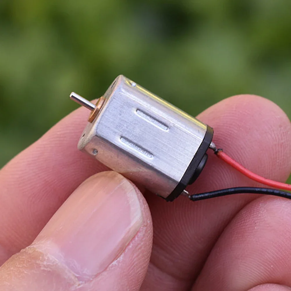 Двигатель постоянного тока N20 3В 3.7В
Двигатель постоянного тока N20 3В 3.7В