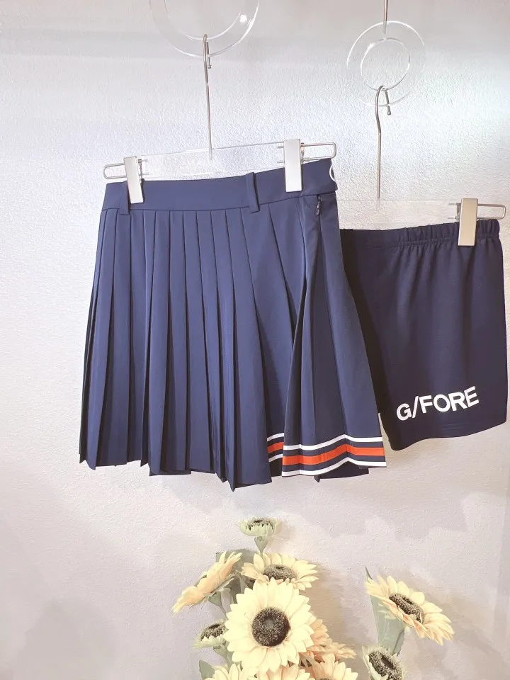 Golf clothing women's skirt Korean version all-match fashion sports outdoor GOLF golf skirt
Golf clothing women's skirt Korean version all-match fashion sports outdoor GOLF golf skirt