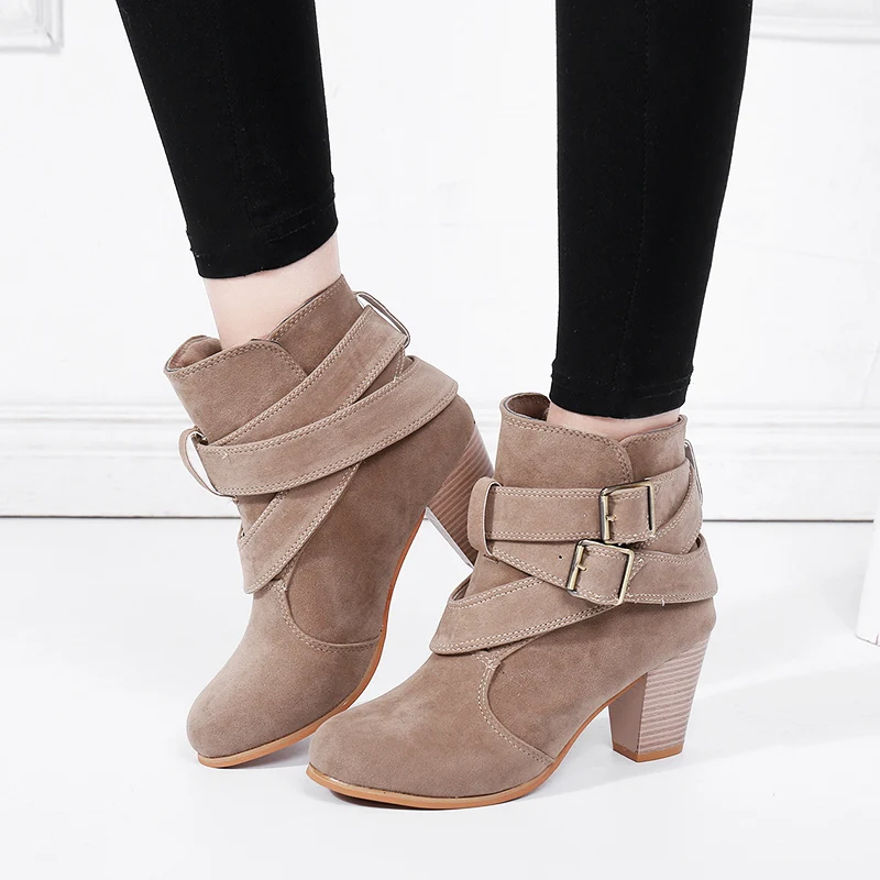 2023 High Quality Ladies Shoes Ankle Women's Boots Retro Modern Boots Women Solid Buckle Strap Round Toe Heeled Shoes Women
2023 High Quality Ladies Shoes Ankle Women's Boots Retro Modern Boots Women Solid Buckle Strap Round Toe Heeled Shoes Women