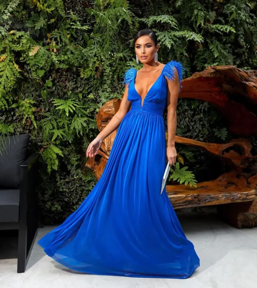 فستان سهرة Blue A Line Long Prom Dresses Off the Shoulder Puff Sleeves Organza Stretch Satin Simple Evening Party Gowns
فستان سهرة Blue A Line Long Prom Dresses Off the Shoulder Puff Sleeves Organza Stretch Satin Simple Evening Party Gowns