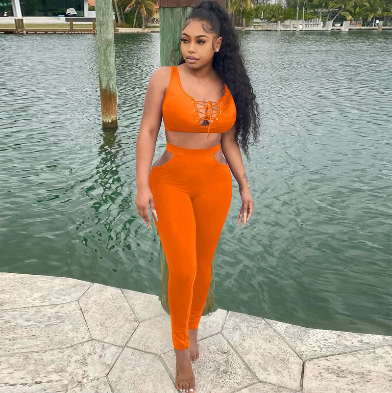 FUDA пикантный спортивный костюм на шнуровке для женщин сексуальный бандажный топ с V-образным вырезом + леггинсы обтягивающий клубный компле...
FUDA пикантный спортивный костюм на шнуровке для женщин сексуальный бандажный топ с V-образным вырезом + леггинсы обтягивающий клубный компле...