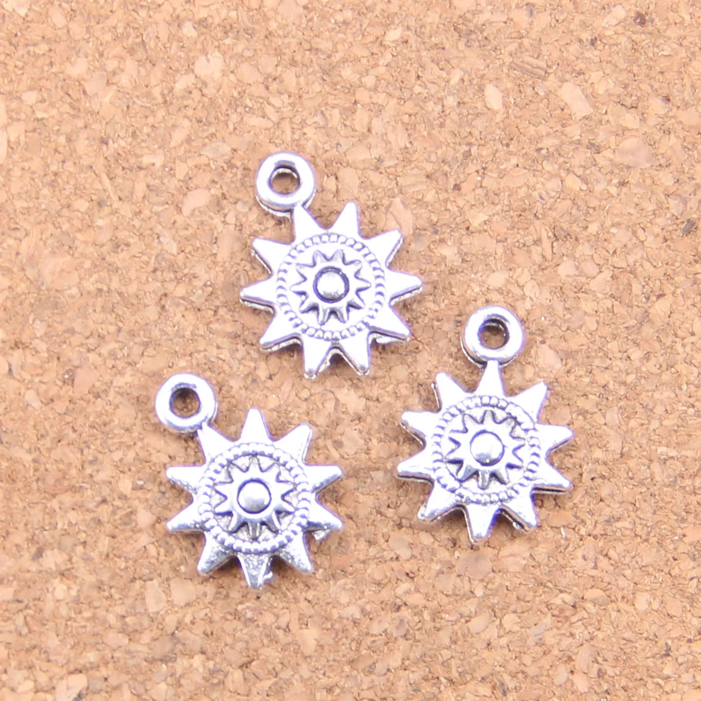126pcs Charms sun 17x12mm Antique Pendants,Vintage Tibetan Silver Jewelry,DIY for bracelet necklace
126pcs Charms sun 17x12mm Antique Pendants,Vintage Tibetan Silver Jewelry,DIY for bracelet necklace