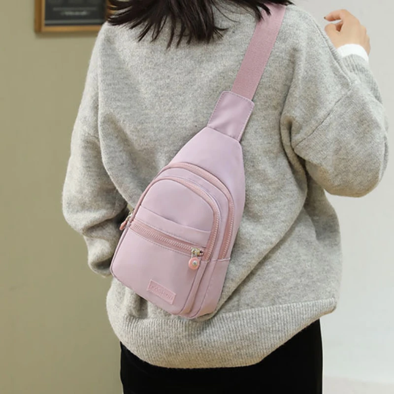 Fashion Waist Pack Bags for Women Nylon Fanny Packs Casual Women's Chest Bags Man Belt Pouch Travel Hip Bag Sport Purses Pocket
Fashion Waist Pack Bags for Women Nylon Fanny Packs Casual Women's Chest Bags Man Belt Pouch Travel Hip Bag Sport Purses Pocket