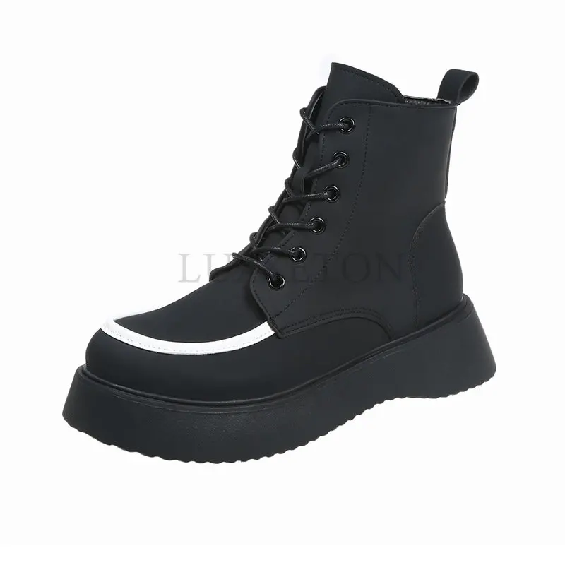 Women's Black Thick Soled Ankle Boots Platform Square High Heel Women's and Lower Leg Snow Short Patent PU Leather Round Head
Women's Black Thick Soled Ankle Boots Platform Square High Heel Women's and Lower Leg Snow Short Patent PU Leather Round Head