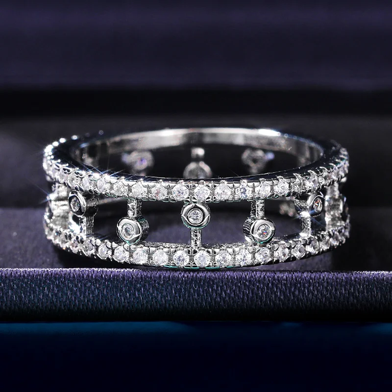 Huitan Korean Fashion Women Finger-rings Hollow Out Band Design Stylish Versatile Party Accessories Daily Wear Statement Rings
Huitan Korean Fashion Women Finger-rings Hollow Out Band Design Stylish Versatile Party Accessories Daily Wear Statement Rings