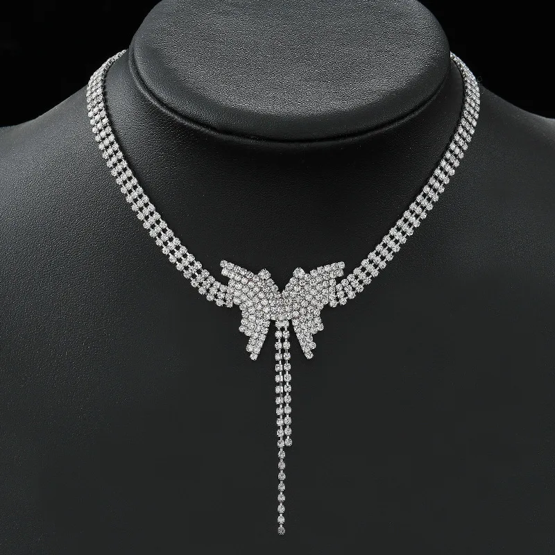 Korean Butterfly Necklace Net Celebrity Clavicle Full Diamond Necklace Nightclub European and American Sexy Necklace Women
Korean Butterfly Necklace Net Celebrity Clavicle Full Diamond Necklace Nightclub European and American Sexy Necklace Women