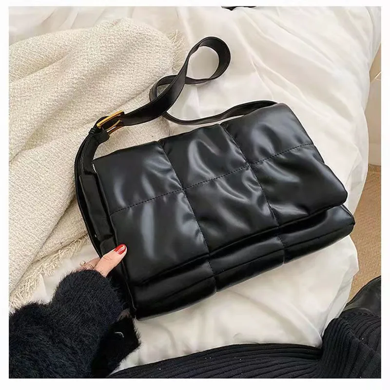 Fashion Large Bag Large-Capacity Bag Women's 2022 New Style Shoulder bag Autumn And Winter Down Bag Texture Messenger Bag
Fashion Large Bag Large-Capacity Bag Women's 2022 New Style Shoulder bag Autumn And Winter Down Bag Texture Messenger Bag