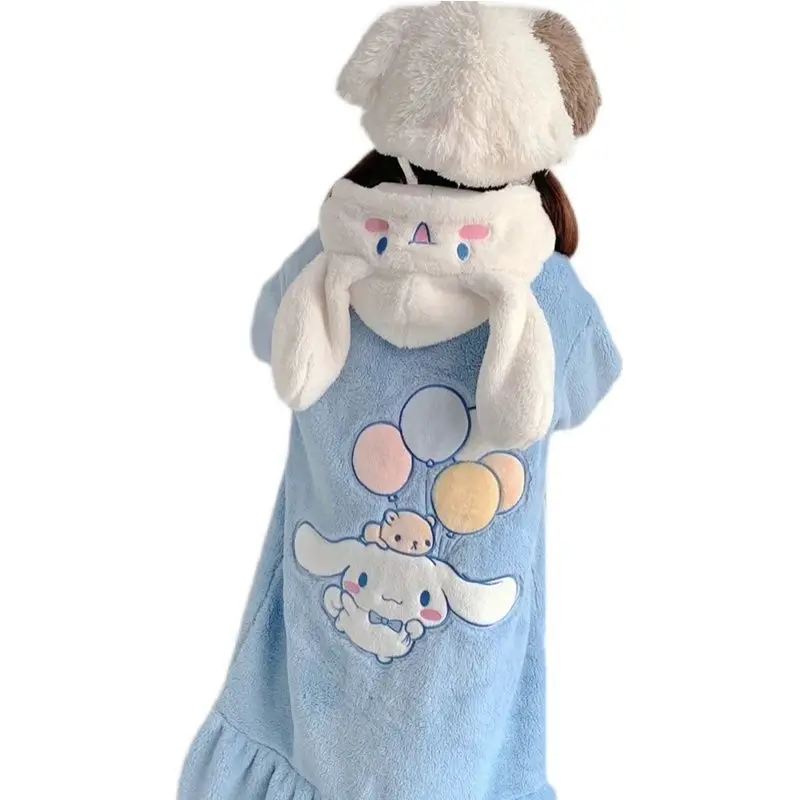 Kawaii Cinnamorol nightgown winter cute pajamas autumn and winter pajamas thickened coral fleece can be worn outside
Kawaii Cinnamorol nightgown winter cute pajamas autumn and winter pajamas thickened coral fleece can be worn outside