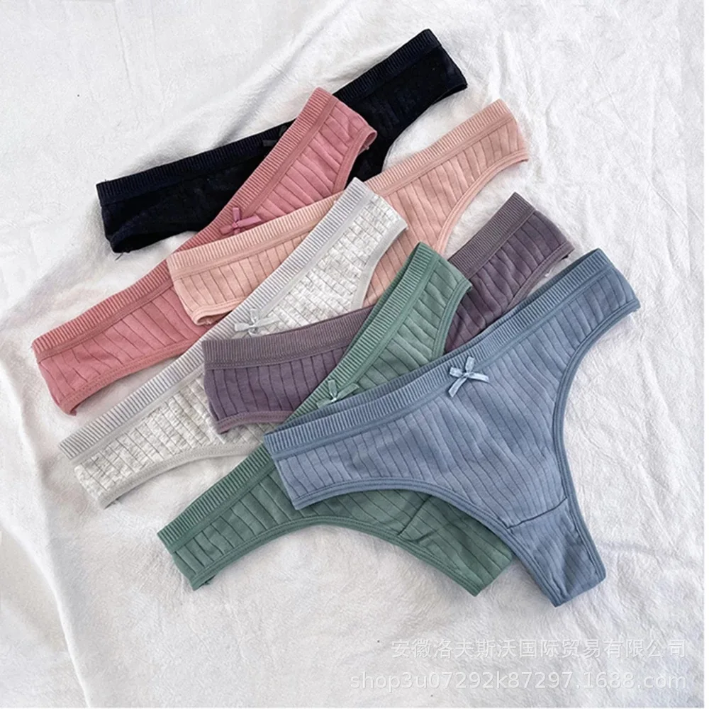 Cotton thong women's European and American Plus Size Sexy bow fitness low waist women's Panties
Cotton thong women's European and American Plus Size Sexy bow fitness low waist women's Panties