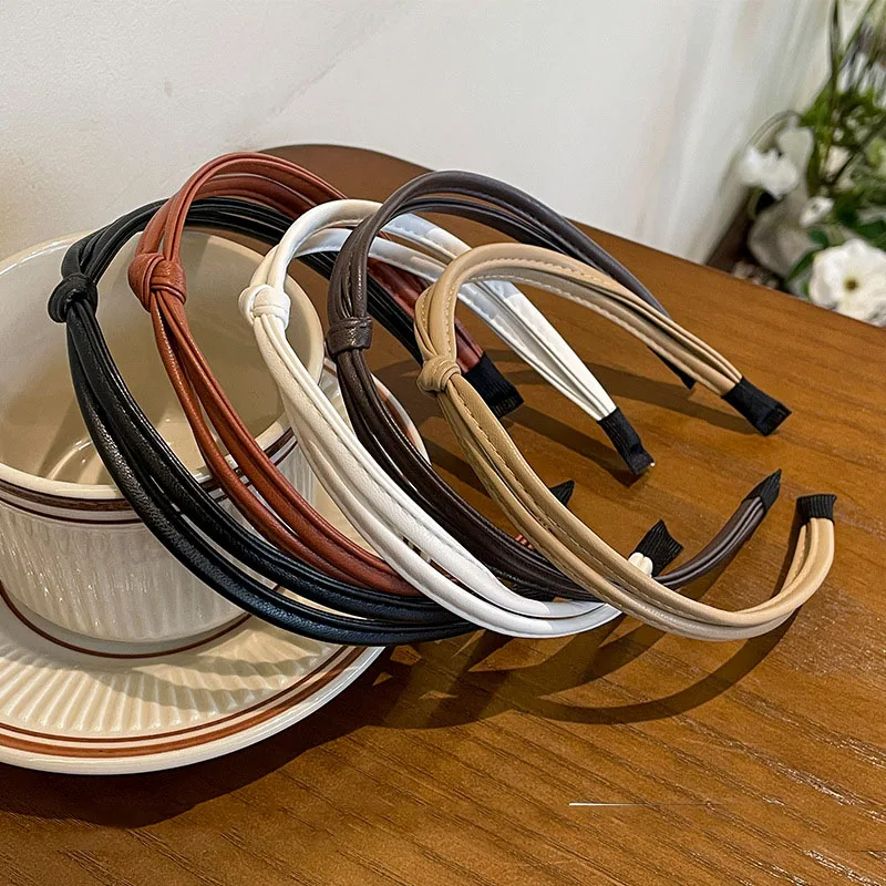 Sweet Korean PU Solid Bezel Headwear Women Headband Girls Kwali Hair Bands Hairband Hoop for Party Hair Accessories
Sweet Korean PU Solid Bezel Headwear Women Headband Girls Kwali Hair Bands Hairband Hoop for Party Hair Accessories