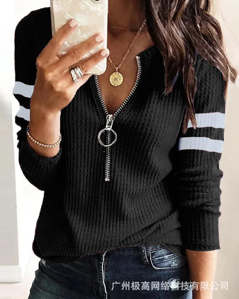 Women Sweater Knitted Pullover Zipper Long Sleeve Fashion Spring And Autumn Black Stitching Street Fashion Round Neck Sweater
Women Sweater Knitted Pullover Zipper Long Sleeve Fashion Spring And Autumn Black Stitching Street Fashion Round Neck Sweater