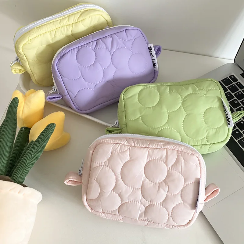 Candy Color Women Floral Clutch Bag Simple Embossed Design Ladies Polyester Cosmetic Bags Students Small Square Pencil Pouch
Candy Color Women Floral Clutch Bag Simple Embossed Design Ladies Polyester Cosmetic Bags Students Small Square Pencil Pouch