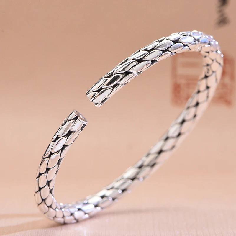 New Twist Braided Bracelet Men And Women Opening Adjustment Personality Fashion Retro Bracelet Jewelry Accessories
New Twist Braided Bracelet Men And Women Opening Adjustment Personality Fashion Retro Bracelet Jewelry Accessories