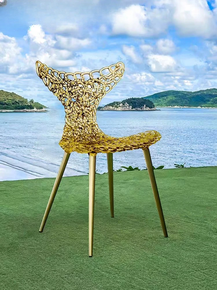 Customized Italian modern minimalist luxury designer creative polycarbonate chair Hotel sales office fashion art fishtail chair
Customized Italian modern minimalist luxury designer creative polycarbonate chair Hotel sales office fashion art fishtail chair