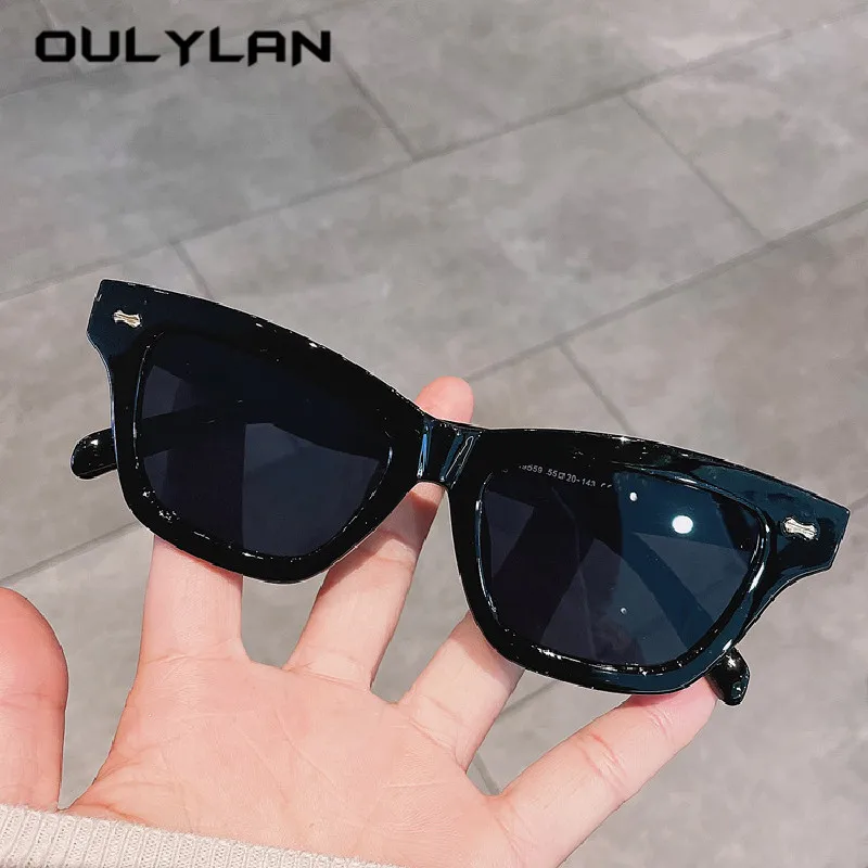 Oulylan Cat Eye Sunglasses Sexy Women 2022 Luxury Brand Designer Vintage Gradient Sun Glasses for Ladies Shades Eyewear
Oulylan Cat Eye Sunglasses Sexy Women 2022 Luxury Brand Designer Vintage Gradient Sun Glasses for Ladies Shades Eyewear