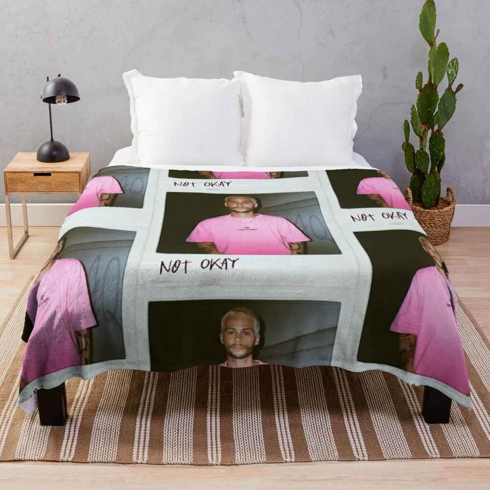 Dylan O'Brien Blonde Polaroid Throw Blanket Soft Plaid Microfiber Stuffed Blankets Cotton Knit Blanket
Dylan O'Brien Blonde Polaroid Throw Blanket Soft Plaid Microfiber Stuffed Blankets Cotton Knit Blanket