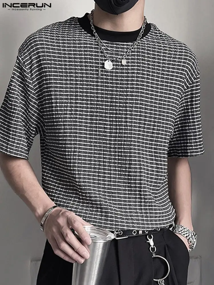 Handsome Well Fitting New Men's Tops INCERUN Comfortable Texture T-shirts Male Plaid Pattern Short-sleeved Loose Camiseta S-5XL
Handsome Well Fitting New Men's Tops INCERUN Comfortable Texture T-shirts Male Plaid Pattern Short-sleeved Loose Camiseta S-5XL