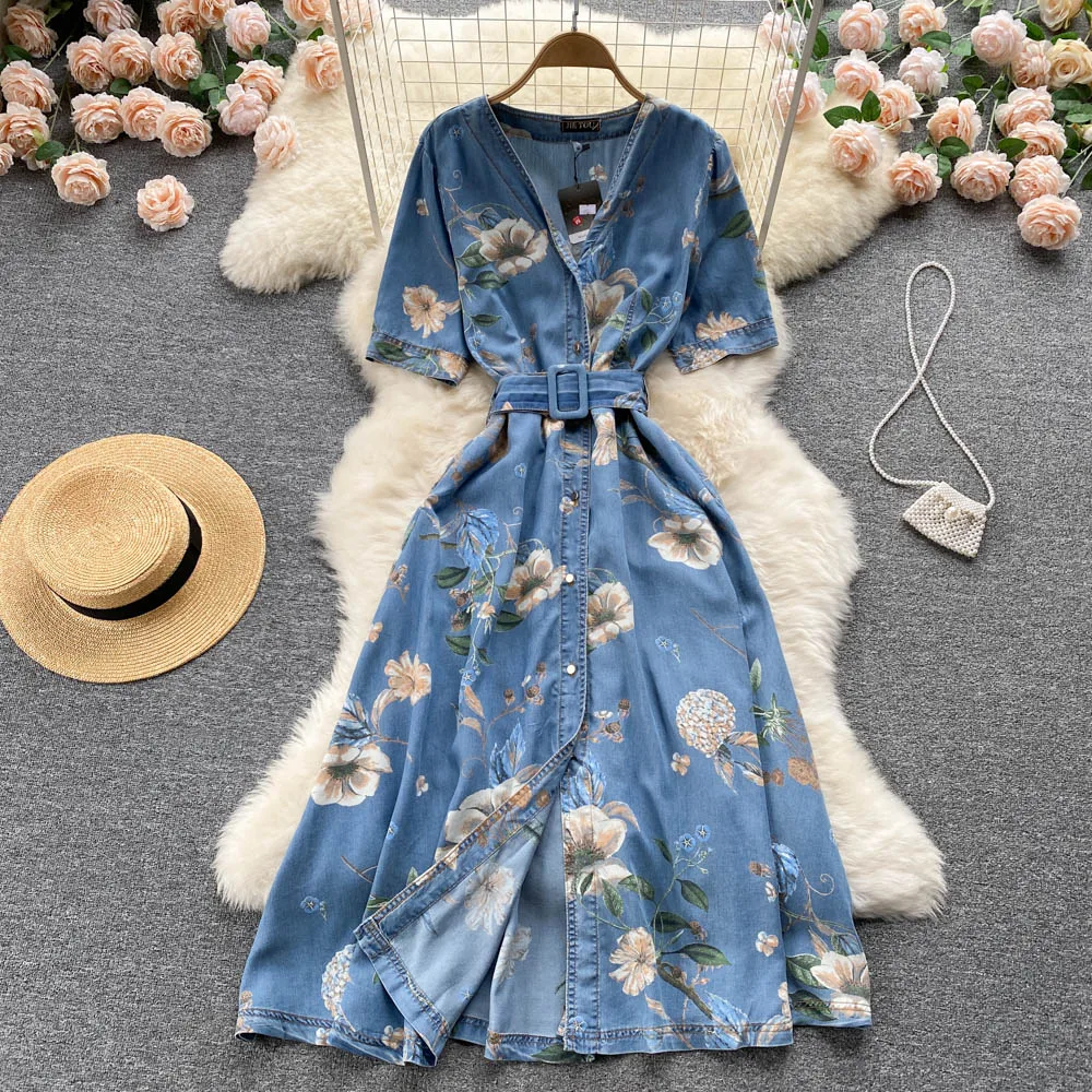 Women New Fashion Slim V-neck Short Sleeve Single-breasted Printed Denim Dress Elegant Party Casual Clothes Korean Vestidos D634
Women New Fashion Slim V-neck Short Sleeve Single-breasted Printed Denim Dress Elegant Party Casual Clothes Korean Vestidos D634
