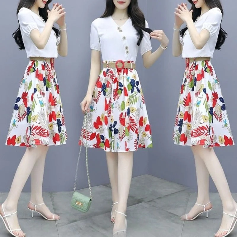 Summer Two-piece Suit Loose Casual T-shirt and High Waist Floral Print Skirt 2 Piece Set Women Skirts Suits Ensemble Femme E97
Summer Two-piece Suit Loose Casual T-shirt and High Waist Floral Print Skirt 2 Piece Set Women Skirts Suits Ensemble Femme E97