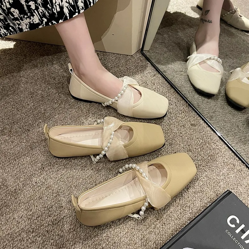 Mary Jane gentle soft sole ladle shoes 2023 new grandma ladies casual single shoes pearl ribbon square toe shoes
Mary Jane gentle soft sole ladle shoes 2023 new grandma ladies casual single shoes pearl ribbon square toe shoes