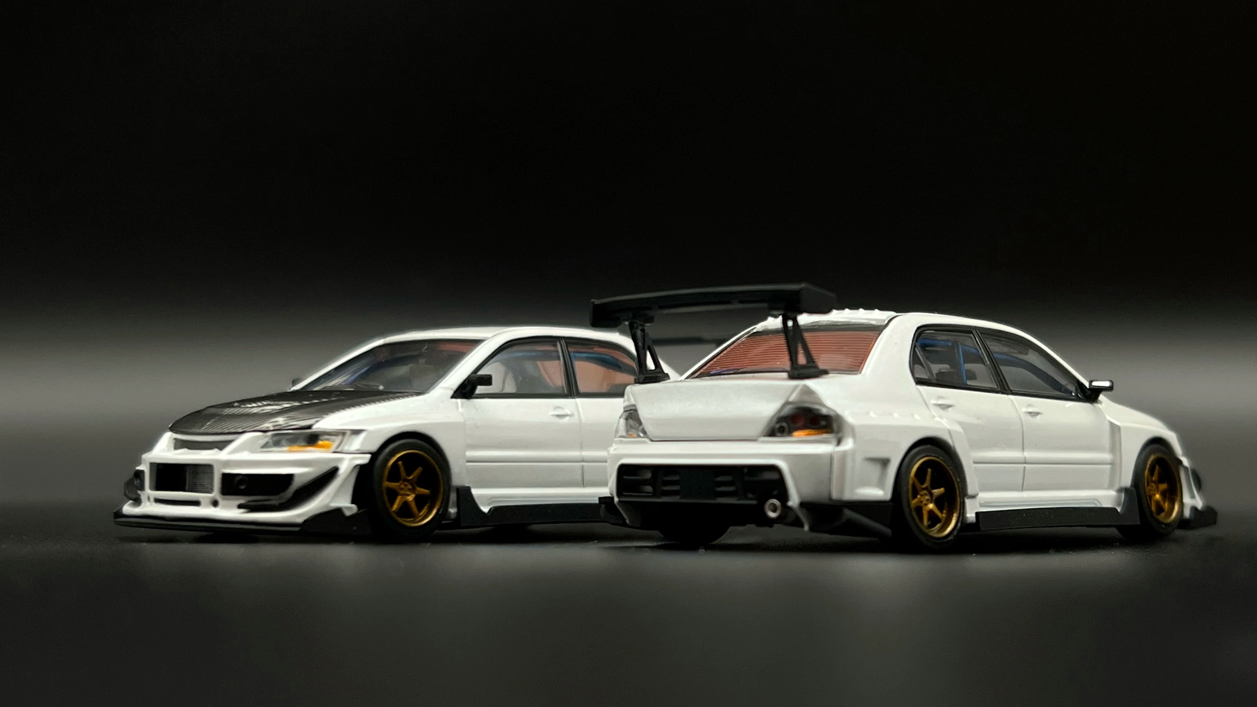 Белая Съемная модифицированная модель автомобиля из сплава Varis для Mitsubishi EVO IX 9-го поколения, да 1:64
Белая Съемная модифицированная модель автомобиля из сплава Varis для Mitsubishi EVO IX 9-го поколения, да 1:64