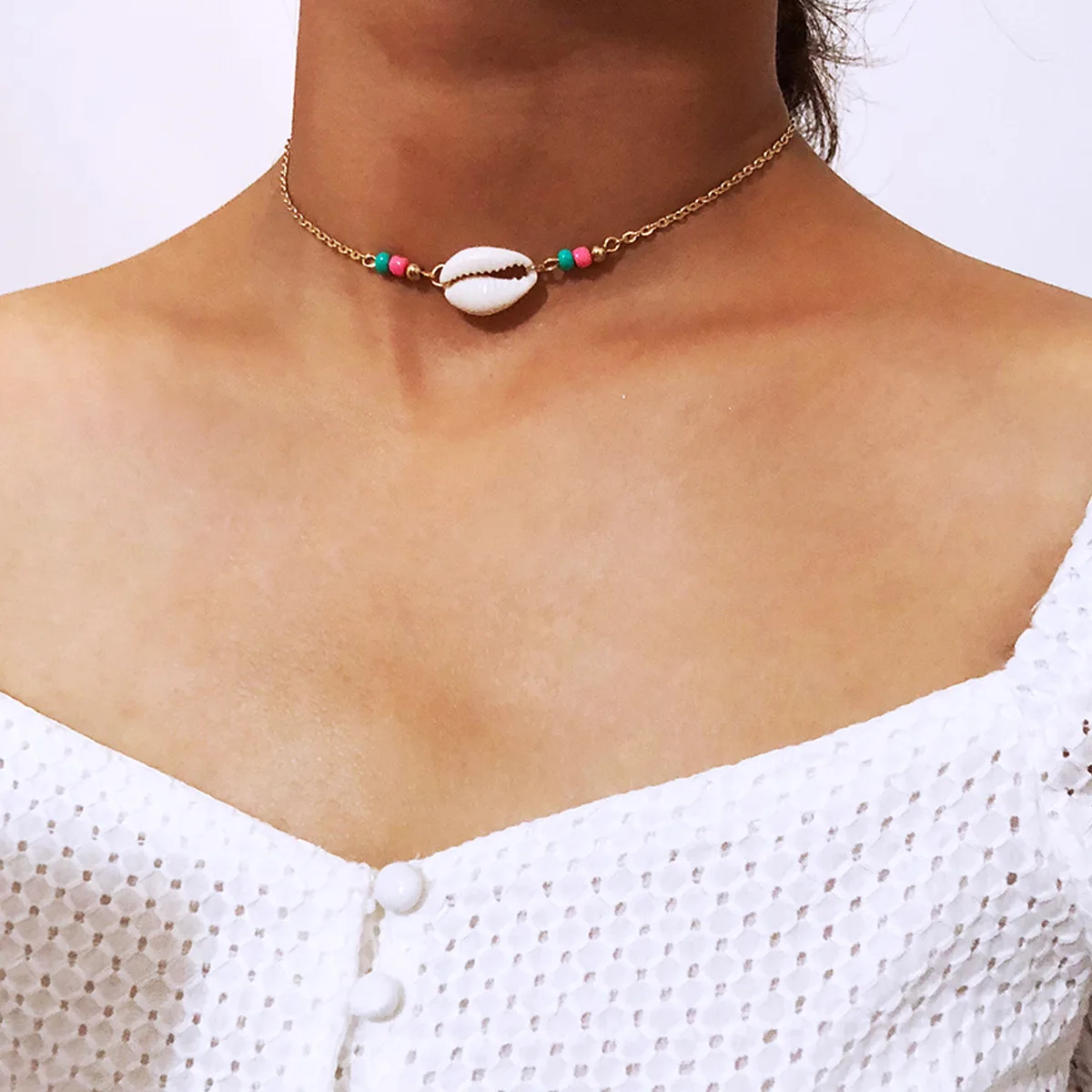 Shell Necklace female personality versatile contrast color rice Bead Handmade neck chain
Shell Necklace female personality versatile contrast color rice Bead Handmade neck chain