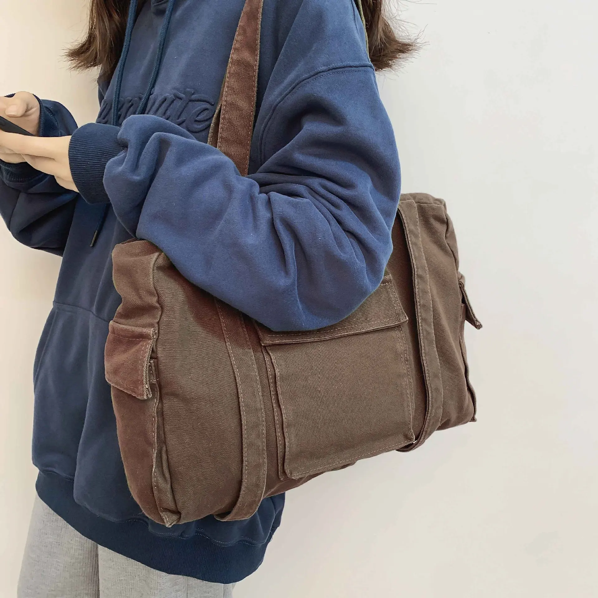 CGCBAG 2022 Simple Large Capacity Tote Bag Women Canvas Shoulder Bag Retro Designe Handbag Women Shopper Female Travel Bags
CGCBAG 2022 Simple Large Capacity Tote Bag Women Canvas Shoulder Bag Retro Designe Handbag Women Shopper Female Travel Bags