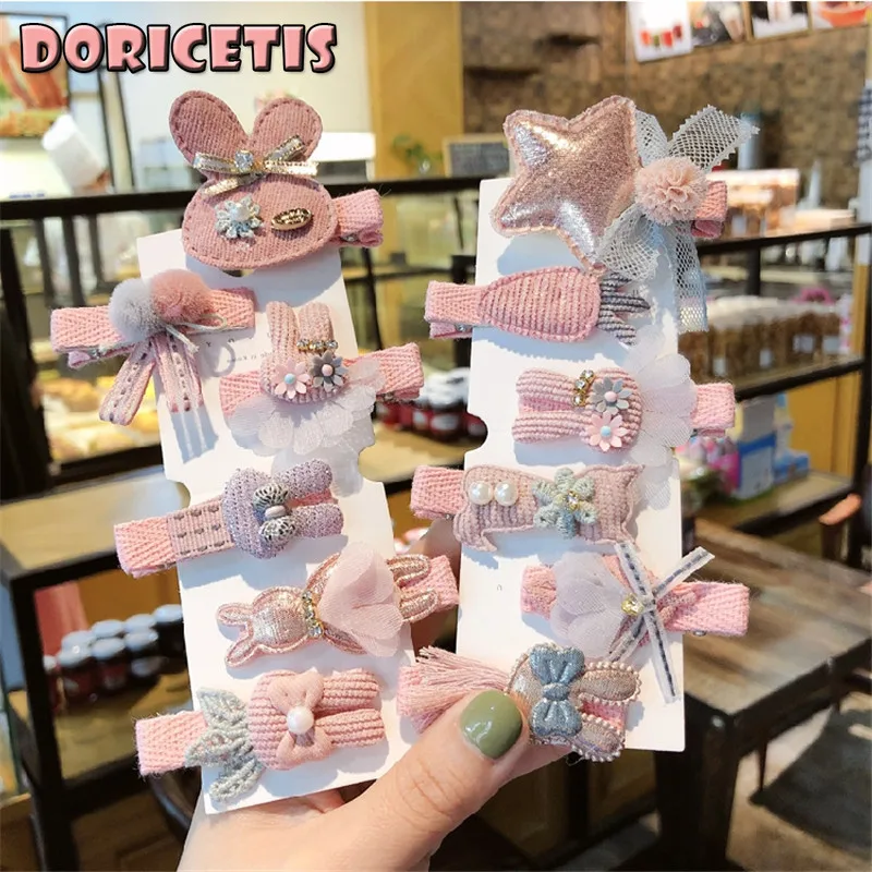 Baby Girl Hair Pin Exquisite Cartoon Princess Crown Headwear Children Handmade Barrettes Accessories Girl Dress Up Suits New Hot
Baby Girl Hair Pin Exquisite Cartoon Princess Crown Headwear Children Handmade Barrettes Accessories Girl Dress Up Suits New Hot