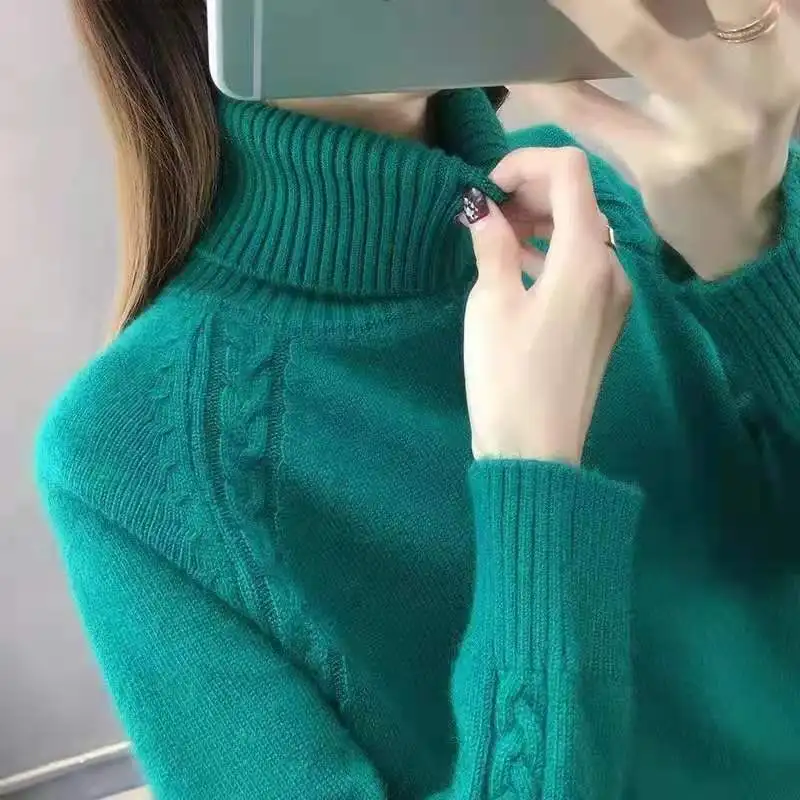 Women Sweater Warm Turtleneck Pullovers Autumn Winter Thick Sweaters 2021 Solid Long Sleeve Female Pullover Khaki Knitted Tops
Women Sweater Warm Turtleneck Pullovers Autumn Winter Thick Sweaters 2021 Solid Long Sleeve Female Pullover Khaki Knitted Tops