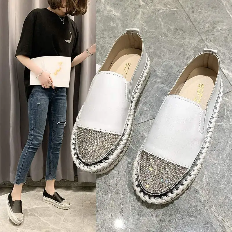 Korean Shoes Slip-on Crystal Loafers With Fur Round Toe Clogs Platform Casual Female Sneakers 2022 Slip On Rhinestone Creepers
Korean Shoes Slip-on Crystal Loafers With Fur Round Toe Clogs Platform Casual Female Sneakers 2022 Slip On Rhinestone Creepers