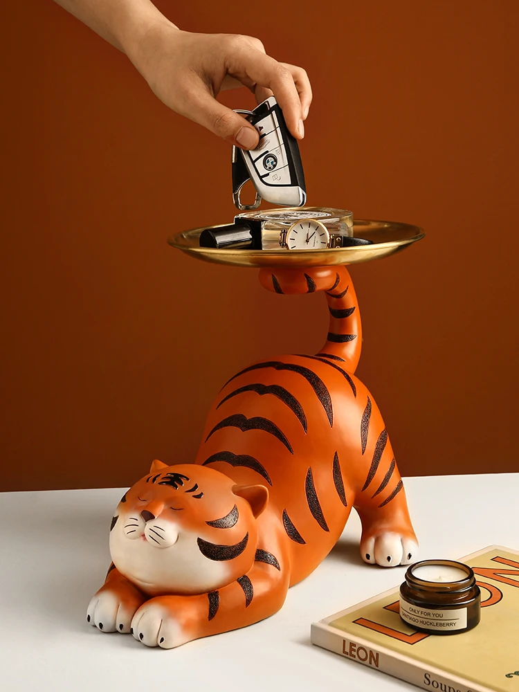 New Year Tiger Ornaments Living Room Entrance Key Storage Tray Creative Home Decorations Housewarming Gifts
New Year Tiger Ornaments Living Room Entrance Key Storage Tray Creative Home Decorations Housewarming Gifts