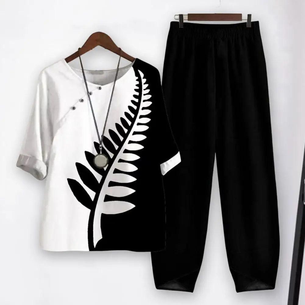 1 Set Pullover Top Pants Friendly to Skin Blouse Trousers Half Sleeves Comfy Floral Print Two Pieces Set Summer Clothing
1 Set Pullover Top Pants Friendly to Skin Blouse Trousers Half Sleeves Comfy Floral Print Two Pieces Set Summer Clothing