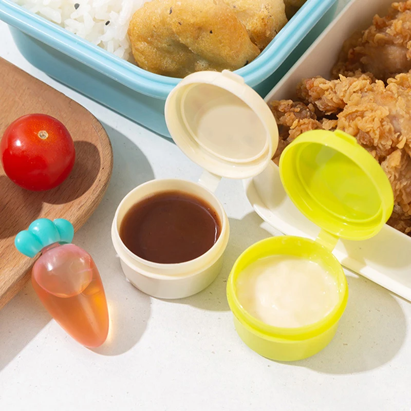 3/4Pcs Mini Seasoning Sauce Bottle Portable Ketchup Bottle Salad Dressing Container for Bento Lunch Box Kitchen Accessories
3/4Pcs Mini Seasoning Sauce Bottle Portable Ketchup Bottle Salad Dressing Container for Bento Lunch Box Kitchen Accessories