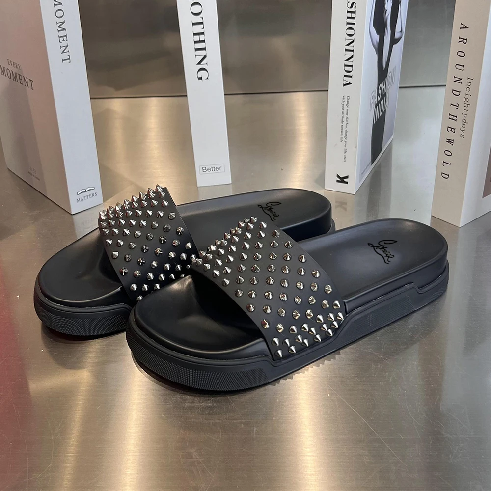 Men's Foam Rubber Platform Slippers Red Neon Yellow White Rivets Flat Slippers Comfortable Spikes Summer Shoes
Men's Foam Rubber Platform Slippers Red Neon Yellow White Rivets Flat Slippers Comfortable Spikes Summer Shoes