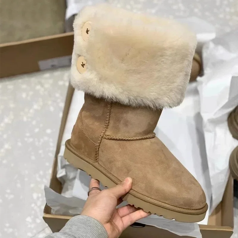 Winter Women's Keep Warm Platform Shoes New Fashion Flat Suede Fur Snow Boots for Women Outdoor Slip on Casual Walking Shoes
Winter Women's Keep Warm Platform Shoes New Fashion Flat Suede Fur Snow Boots for Women Outdoor Slip on Casual Walking Shoes