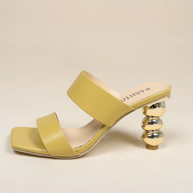 2022 Summer Design Metal Strange High Heels Summer Women Slipper Elegant Square Toe Slip-On Sliders Shoes Ladies Sandals Size 42
2022 Summer Design Metal Strange High Heels Summer Women Slipper Elegant Square Toe Slip-On Sliders Shoes Ladies Sandals Size 42
