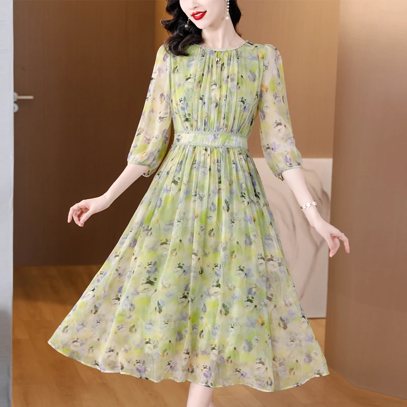 Женское шелковое платье с принтом, универсальное летнее платье свободного кроя с круглым вырезом и рукавом 2023, повседневное праздничное платье, новинка 3/4
Женское шелковое платье с принтом, универсальное летнее платье свободного кроя с круглым вырезом и рукавом 2023, повседневное праздничное платье, новинка 3/4