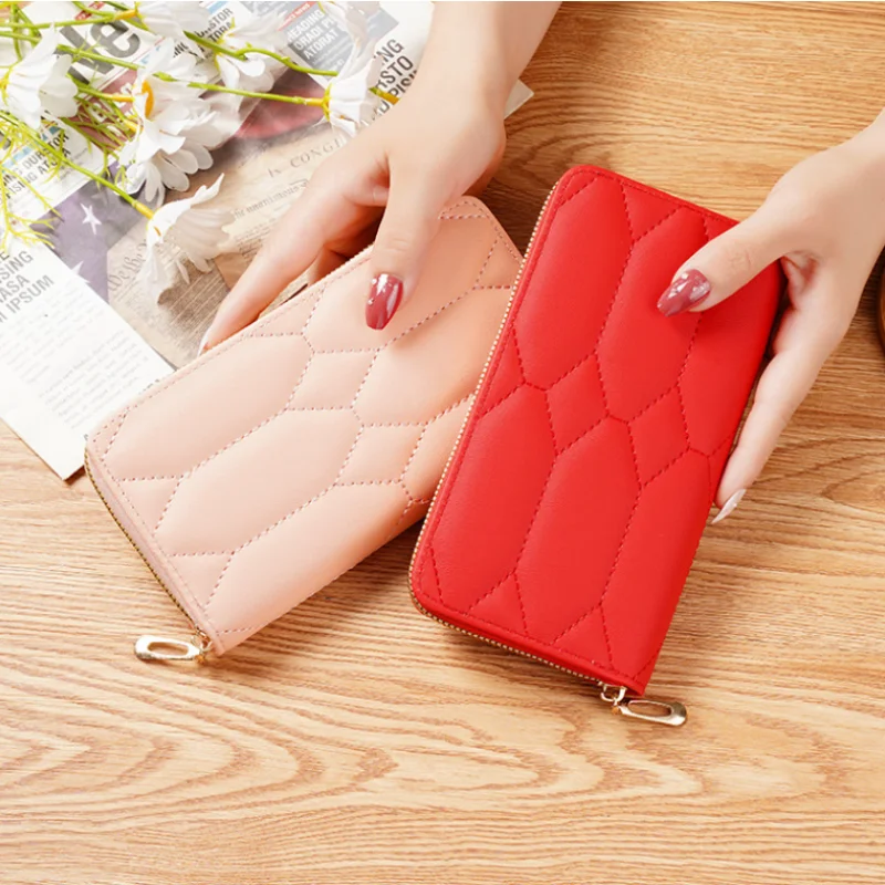 New Korean Embroidered Wallet Women's Handheld Bag Fashion Grid Multi Card Large Capacity Soft Phone Long Wallet 여자 지갑
New Korean Embroidered Wallet Women's Handheld Bag Fashion Grid Multi Card Large Capacity Soft Phone Long Wallet 여자 지갑