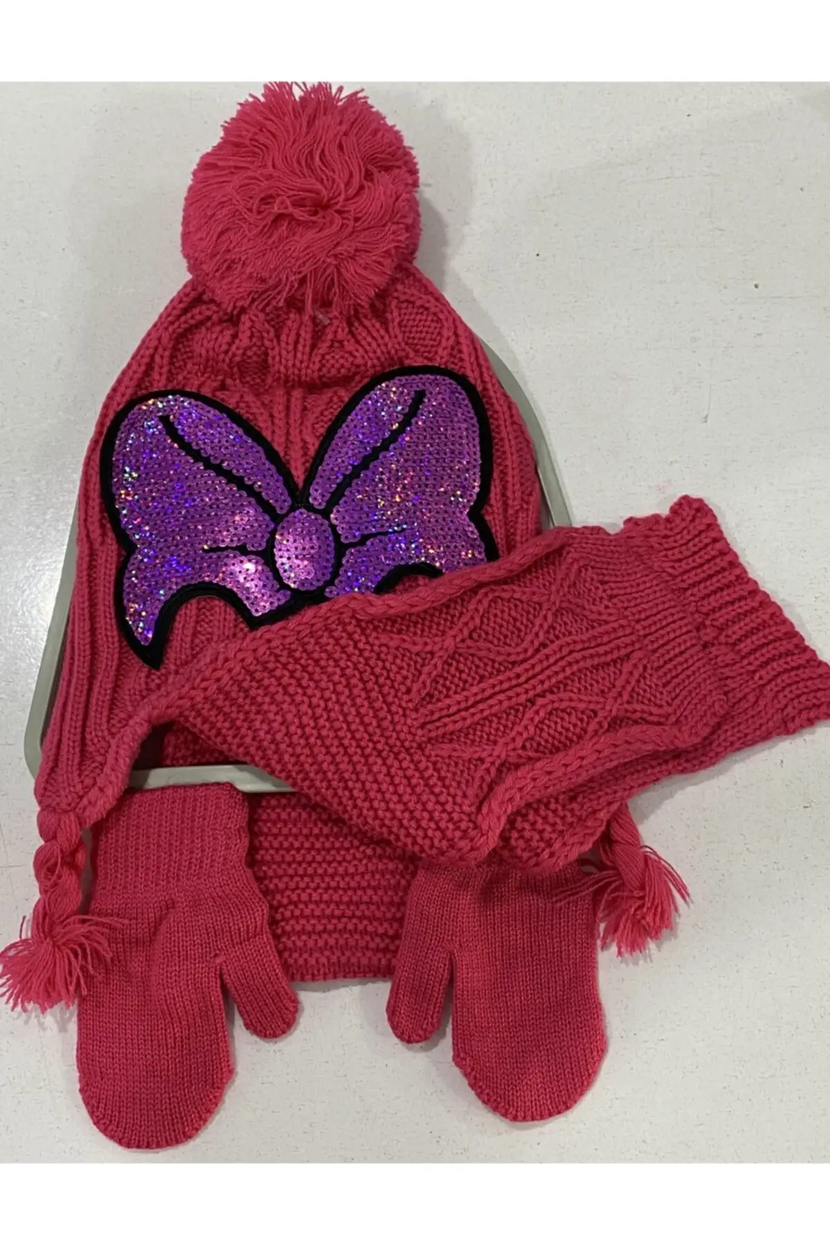 Набор из шапки и перчаток 3 шт. Берет
Набор из шапки и перчаток 3 шт. Берет