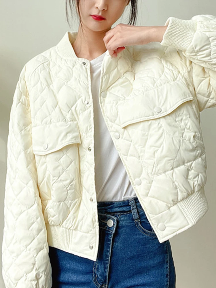New Winter Women Single Breasted Warm White Duck Down Jacket Casual Female Loose Pocket Down Coat Lightweight Outwear
New Winter Women Single Breasted Warm White Duck Down Jacket Casual Female Loose Pocket Down Coat Lightweight Outwear