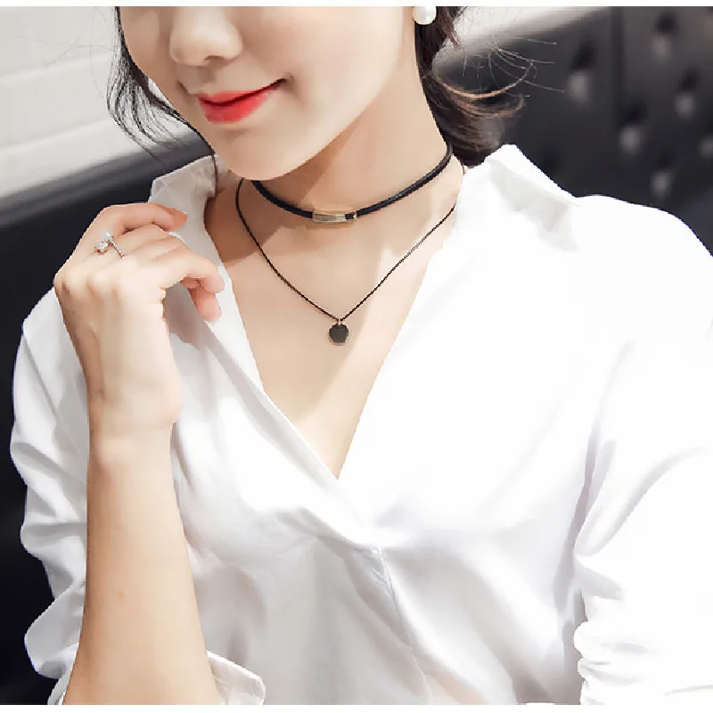 Korean Double Neck Chain Collar Female Choker Short Leather Rope Collar Chain Plating 18K Gold Neck Chain Fashion Drop Earrings
Korean Double Neck Chain Collar Female Choker Short Leather Rope Collar Chain Plating 18K Gold Neck Chain Fashion Drop Earrings