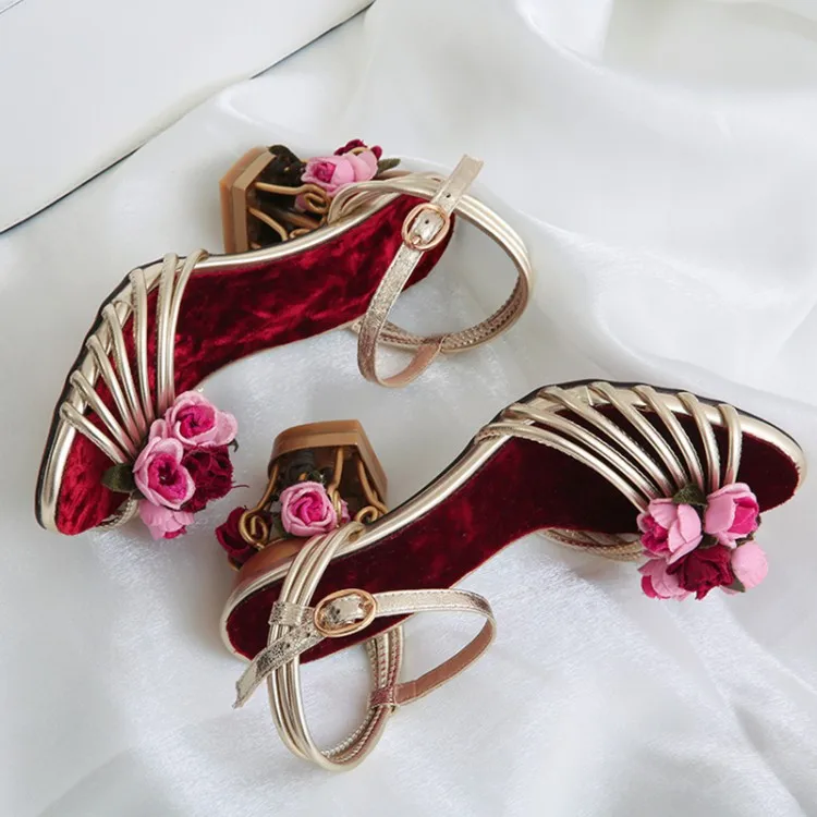 Fretwork Style Women Gold Summer Sandals Narrow Strap Flower Decor Prom Party Pumps 5cm Bird Cage High Heels Sandalias Size43
Fretwork Style Women Gold Summer Sandals Narrow Strap Flower Decor Prom Party Pumps 5cm Bird Cage High Heels Sandalias Size43