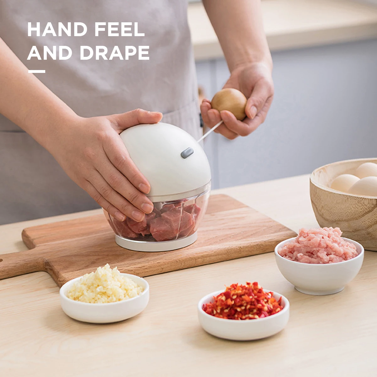 Garlic Crusher Vegetable Seasoning Grinder Food Masher Pull Chopper Meat Grinder Multi-function Hand-pull Portable Manual Slicer
Garlic Crusher Vegetable Seasoning Grinder Food Masher Pull Chopper Meat Grinder Multi-function Hand-pull Portable Manual Slicer