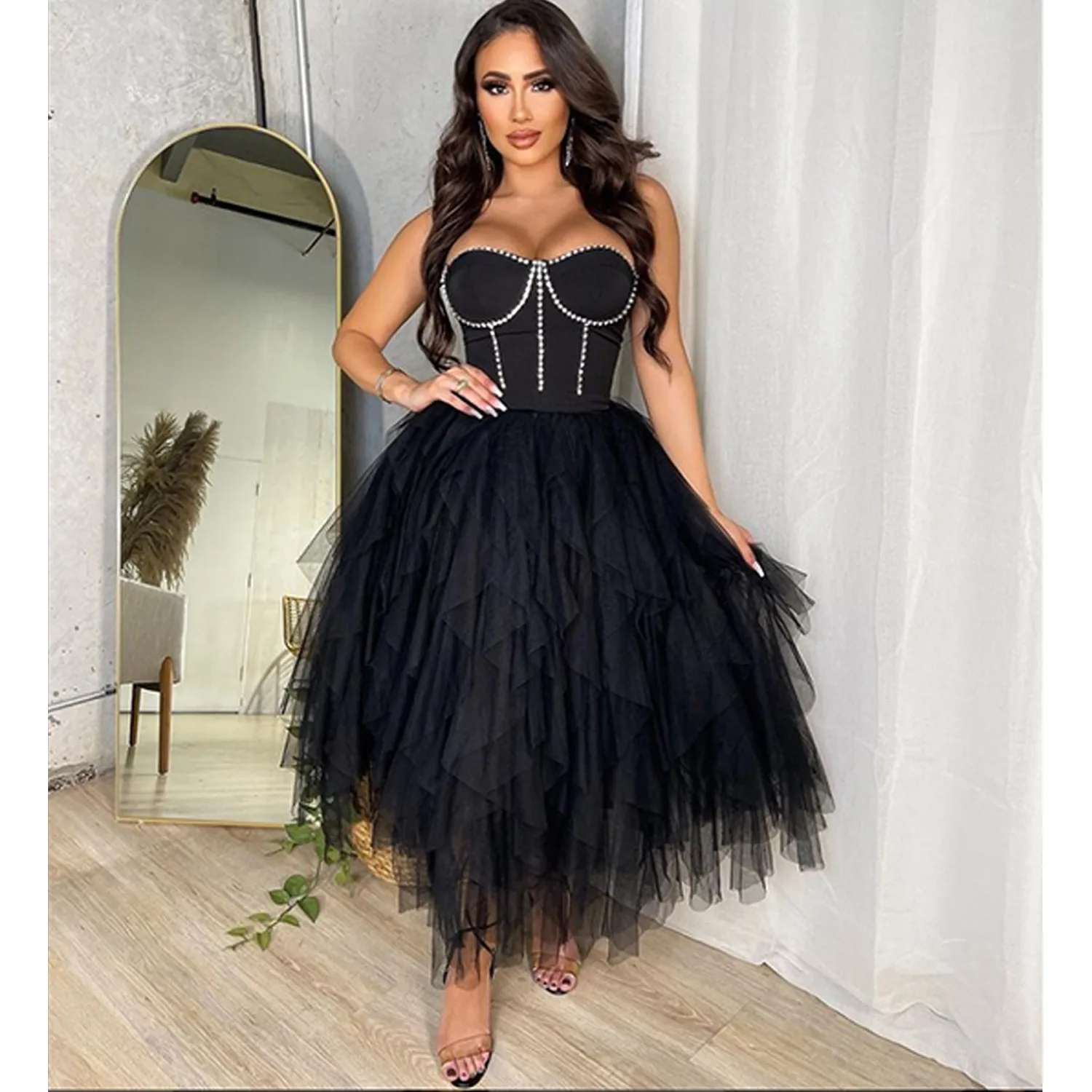 Superior Quality Women Wrap Chest Slim Bandage Dress Rayon Diamond Inlay Fashion Gauze Fold Fold Celebrity Party Dress
Superior Quality Women Wrap Chest Slim Bandage Dress Rayon Diamond Inlay Fashion Gauze Fold Fold Celebrity Party Dress