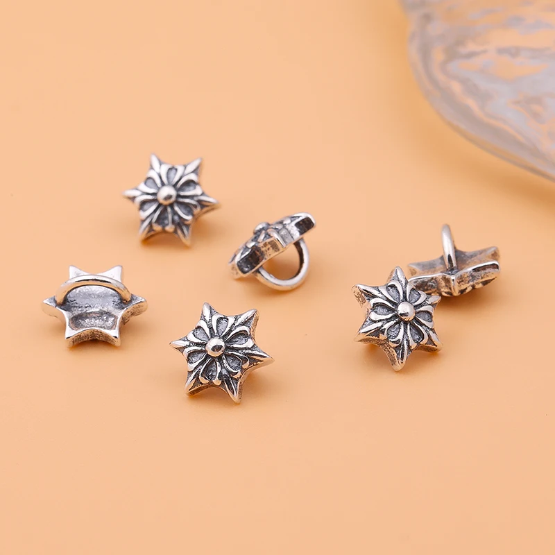 S925 sterling silver bracelet necklace finishing buckle retro cross twist buckle hand-woven material DIY jewelry accessories
S925 sterling silver bracelet necklace finishing buckle retro cross twist buckle hand-woven material DIY jewelry accessories