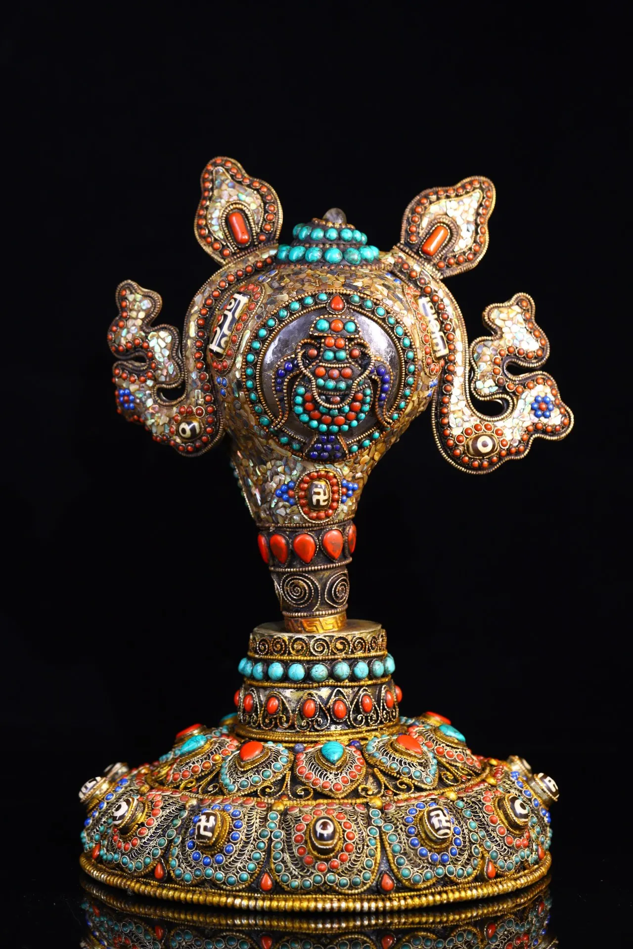 13"Tibet Temple Collection Old Natural Crystal Gem gZi Beads Skull Head Triton Conch Amulet Dharma Worship Hall Town house
13"Tibet Temple Collection Old Natural Crystal Gem gZi Beads Skull Head Triton Conch Amulet Dharma Worship Hall Town house