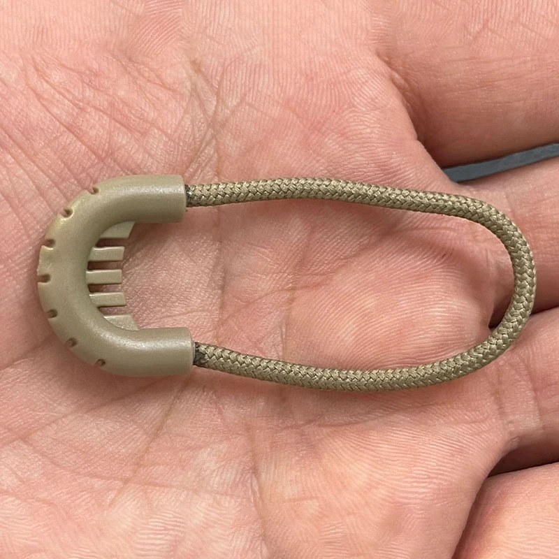 10 Pcs EDC Multi-purpose Zip Zipper Pulls Cord Rope For Outdoor Travel Clothing Backpack Anti-theft zip Tails Security Buckle
10 Pcs EDC Multi-purpose Zip Zipper Pulls Cord Rope For Outdoor Travel Clothing Backpack Anti-theft zip Tails Security Buckle